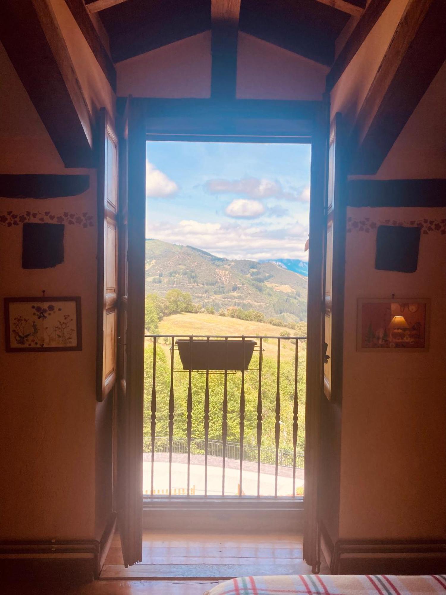 Posada La Trebede Perrozo Extérieur photo