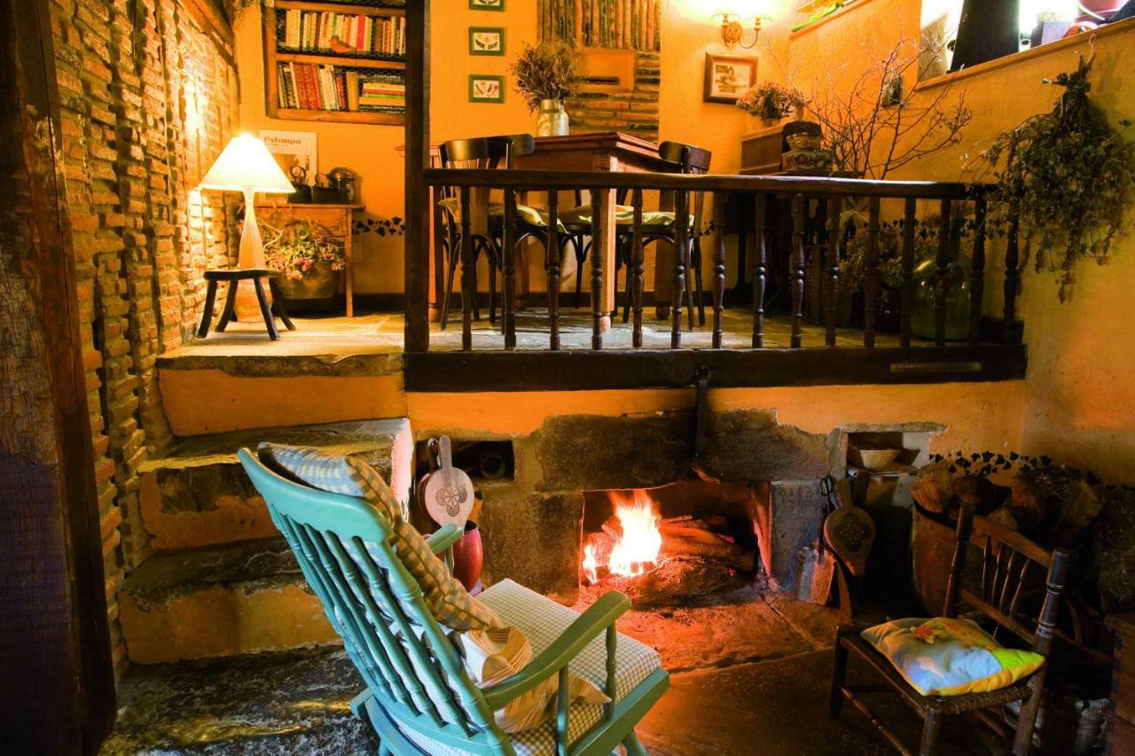 Posada La Trebede Perrozo Extérieur photo