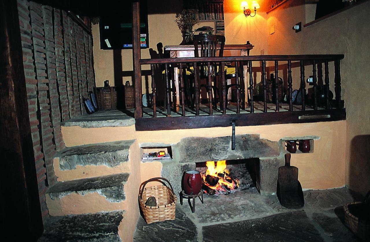 Posada La Trebede Perrozo Extérieur photo
