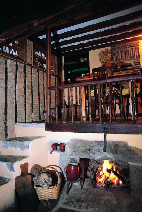 Posada La Trebede Perrozo Extérieur photo